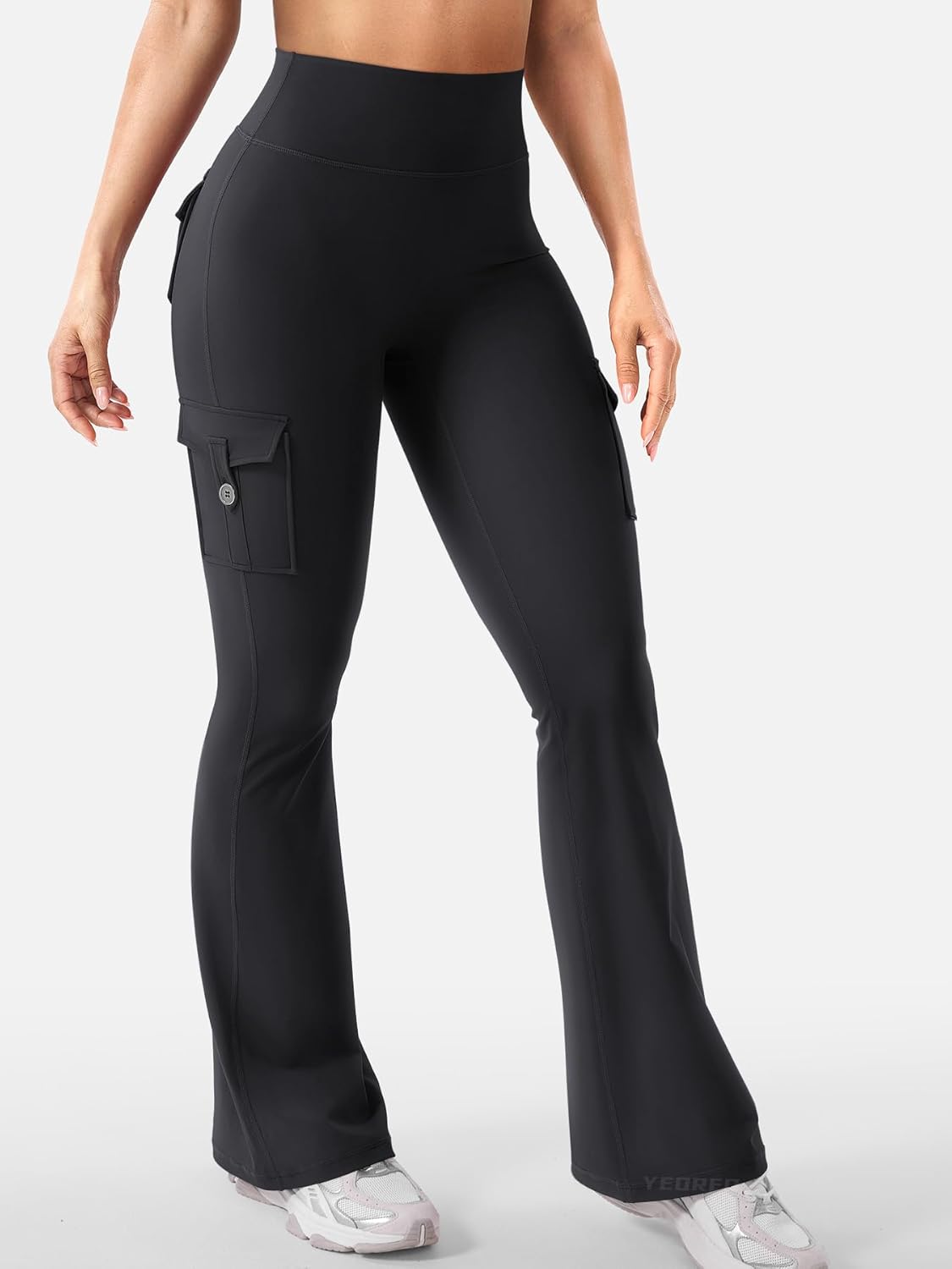 Womens workout flares with hidden pockets and no front seam