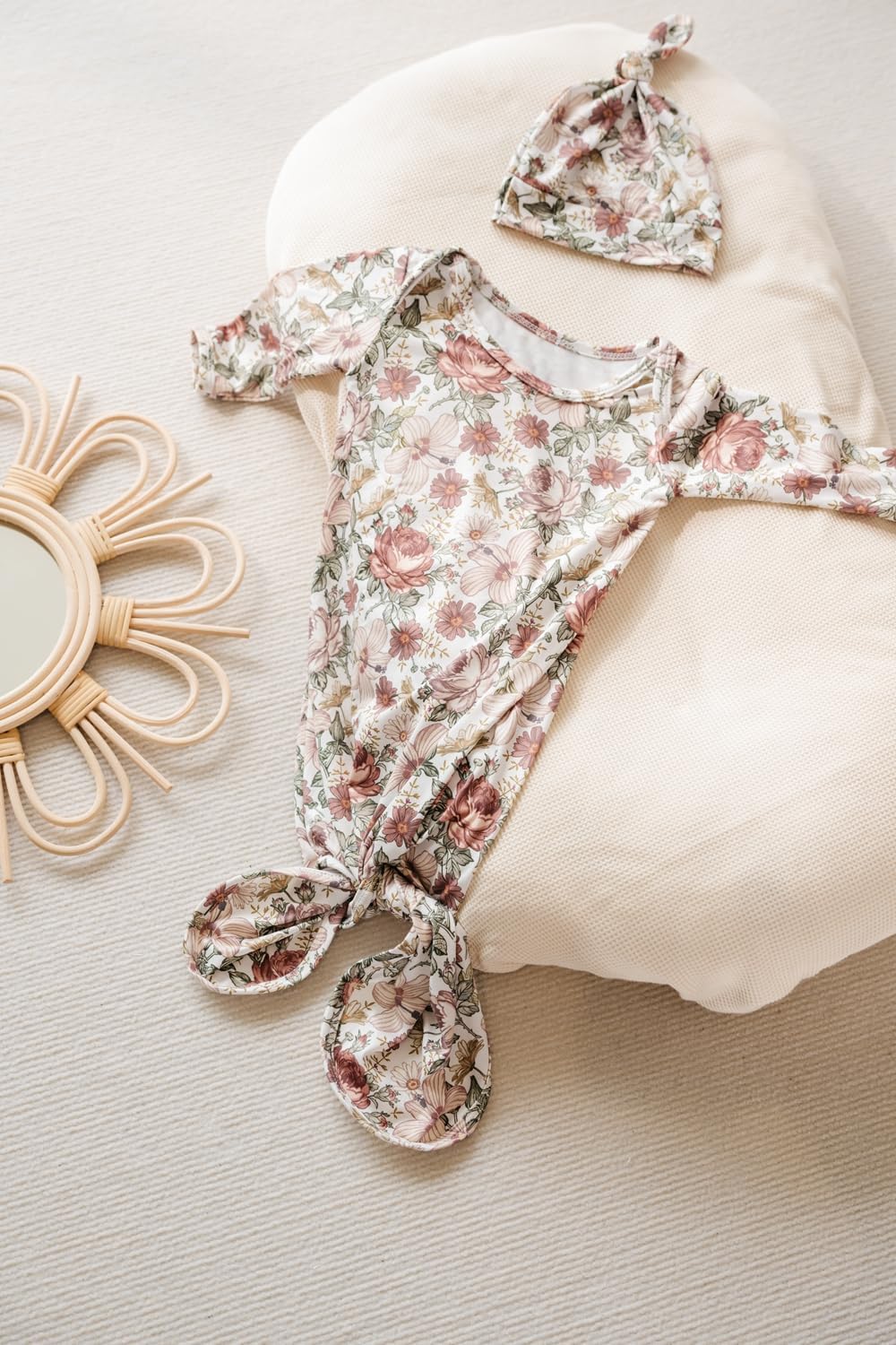 Little Jump Soft Newborn Knot Gown