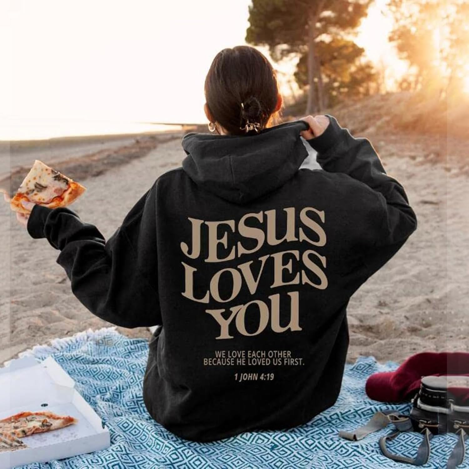 Cheerful Hundreds - Jesus Loves You Hoodie graphic cotton tassel anlam etkiler